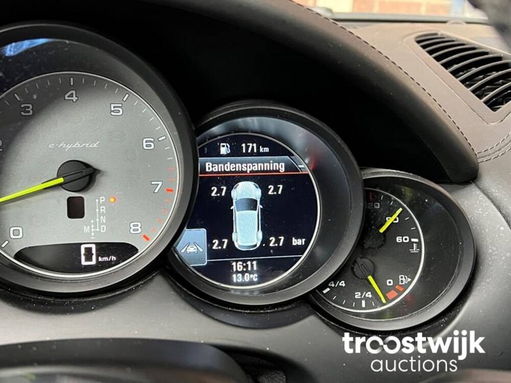 Porsche Cayenne S E-Hybrid 3.0 V6 Auto