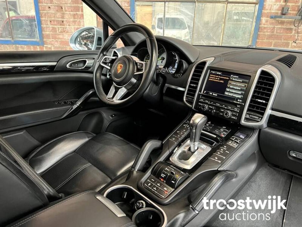 Porsche Cayenne S E-Hybrid 3.0 V6 Auto