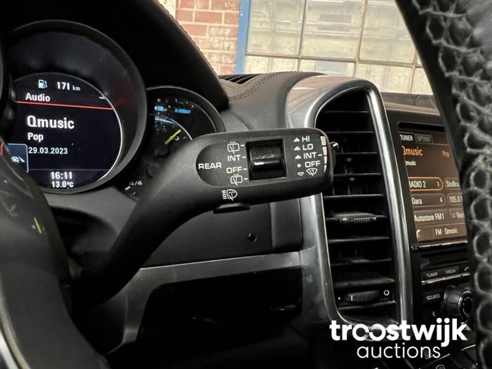 Porsche Cayenne S E-Hybrid 3.0 V6 Auto