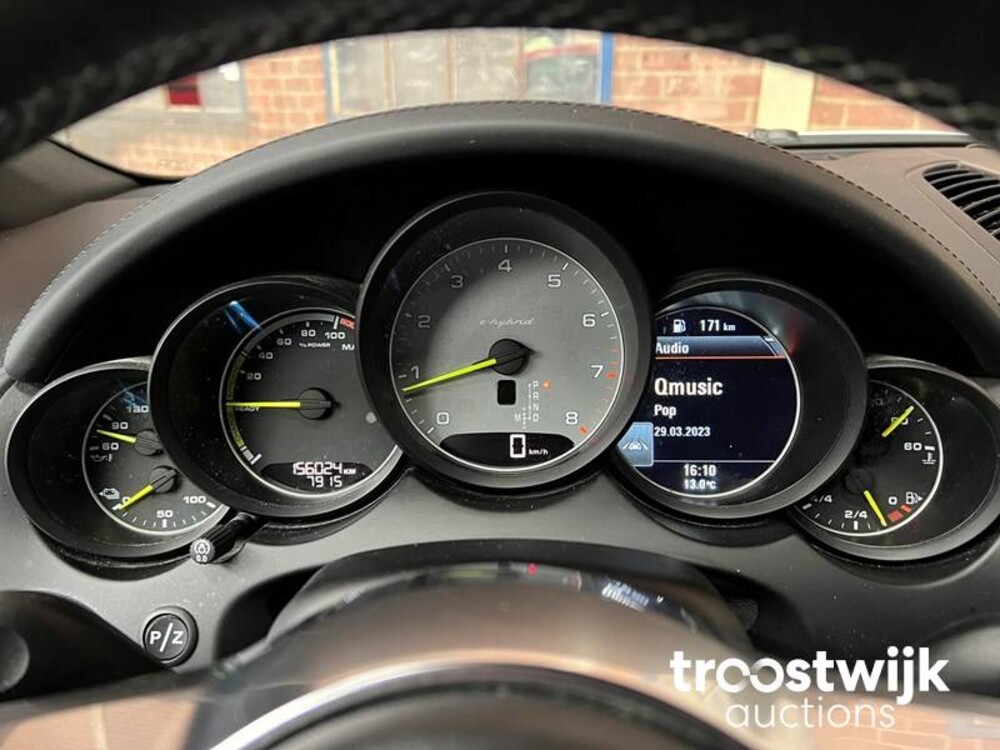 Porsche Cayenne S E-Hybrid 3.0 V6 Auto