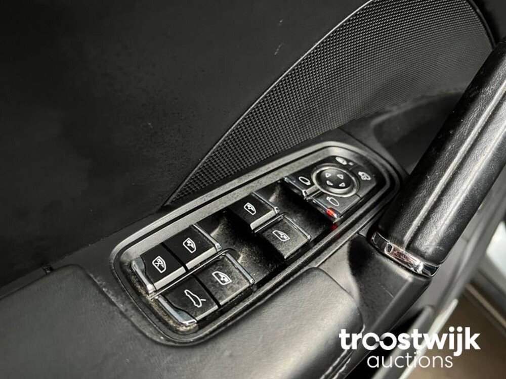 Porsche Cayenne S E-Hybrid 3.0 V6 Auto