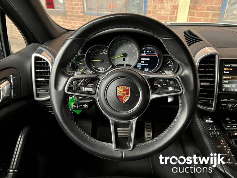 Porsche Cayenne S E-Hybrid 3.0 V6 Auto