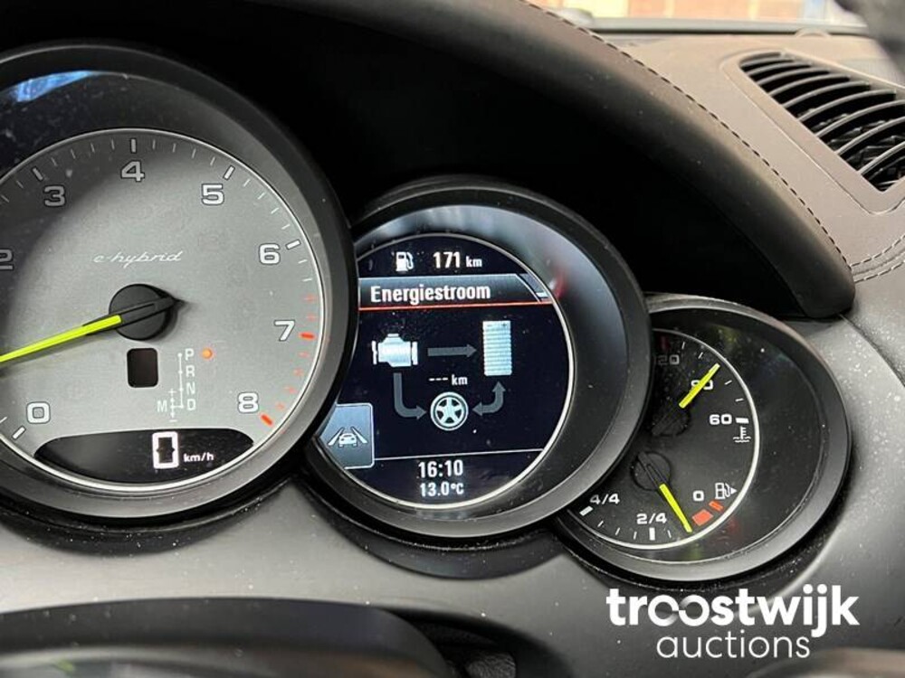 Porsche Cayenne S E-Hybrid 3.0 V6 Auto