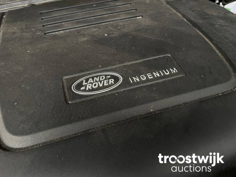 Land Rover Range Rover Sport P400e HSE Dynamic Auto