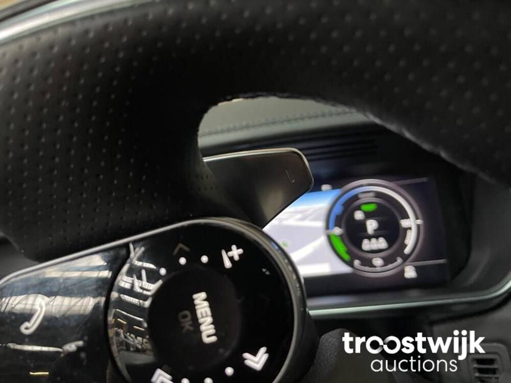 Land Rover Range Rover Sport P400e HSE Dynamic Auto