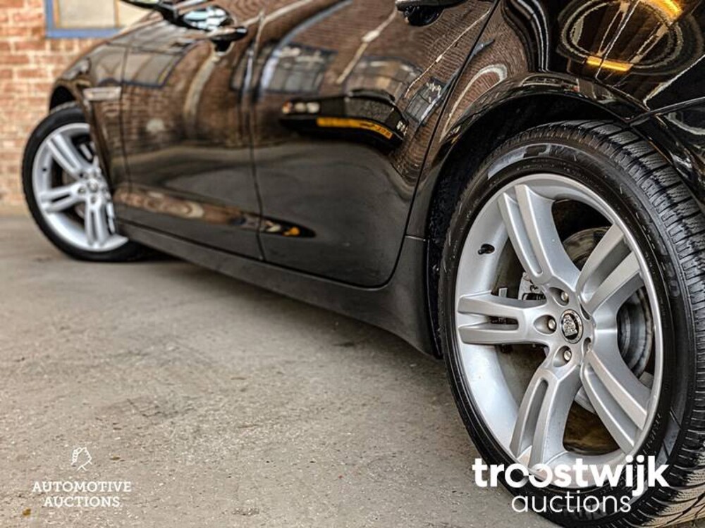 Jaguar XJ 3.0 V6 SC Premium Luxury Auto