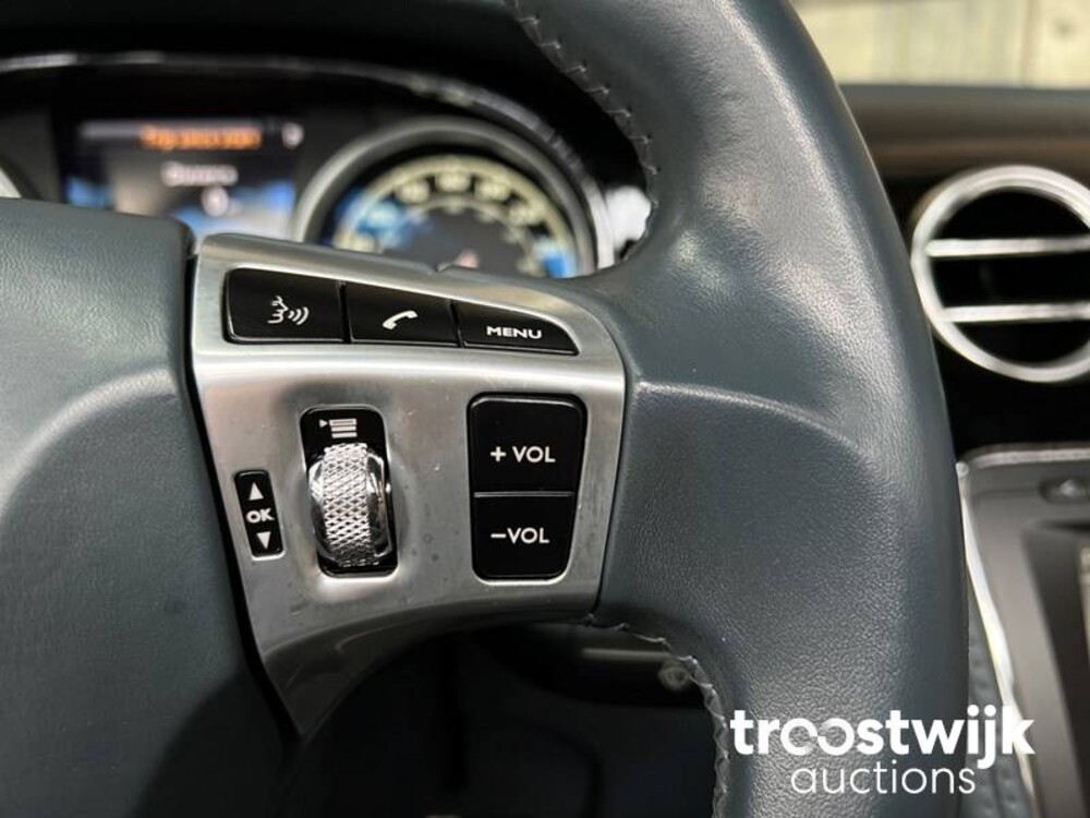 Bentley Continental GTC 4.0 V8 Auto