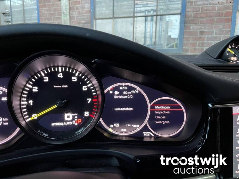 Porsche Panamera E-Hybrid 4 2.9 V6 Auto