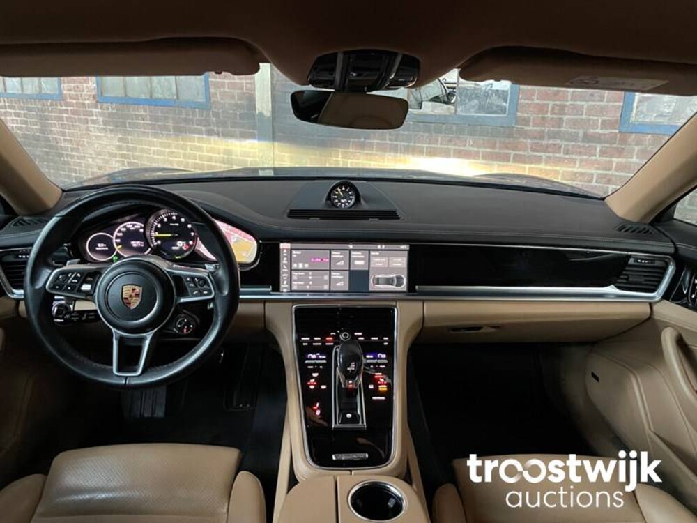 Porsche Panamera E-Hybrid 4 2.9 V6 Auto