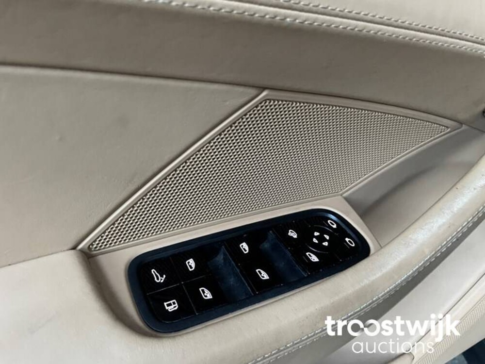 Porsche Panamera E-Hybrid 4 2.9 V6 Auto