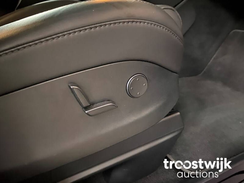 Tesla Model X 100D Auto