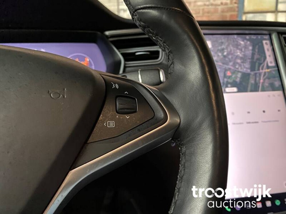 Tesla Model X 100D Auto