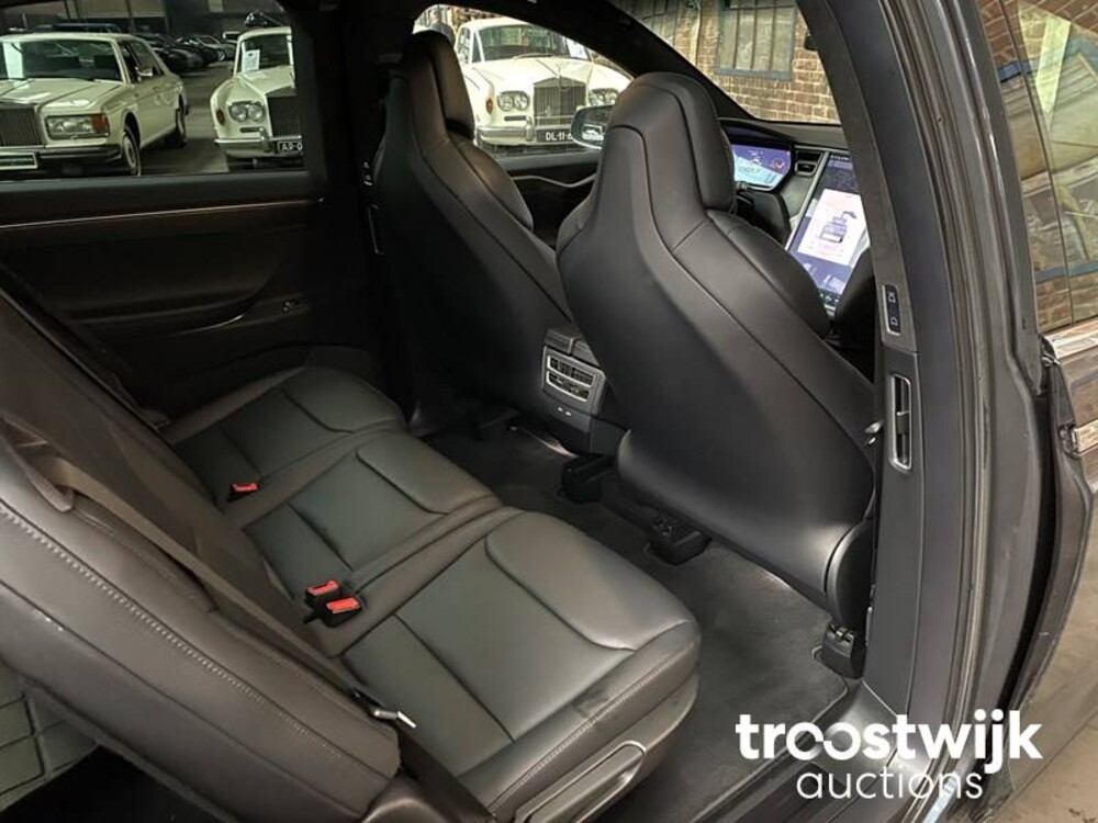 Tesla Model X 100D Auto