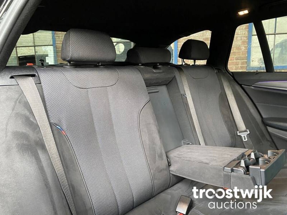 BMW 530d Touring M-Sport xDrive High Executive 5-serie Auto