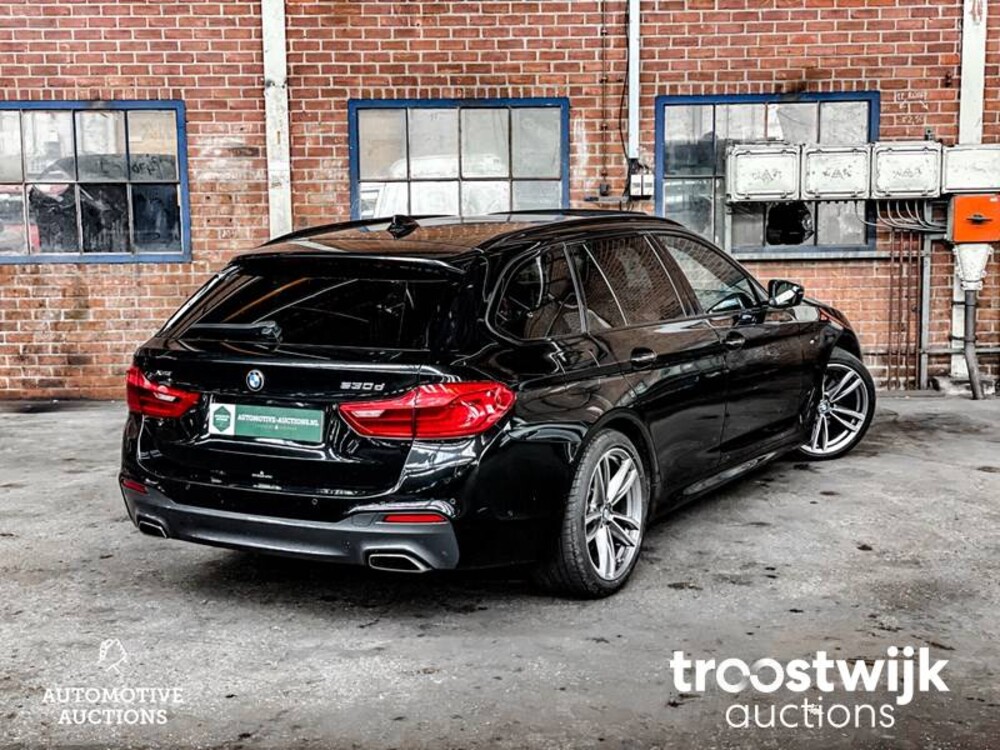 BMW 530d Touring M-Sport xDrive High Executive 5-serie Auto