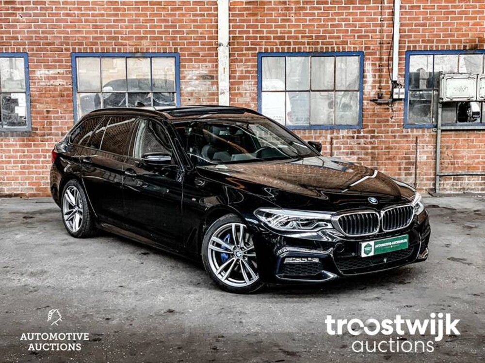 BMW 530d Touring M-Sport xDrive High Executive 5-serie Auto