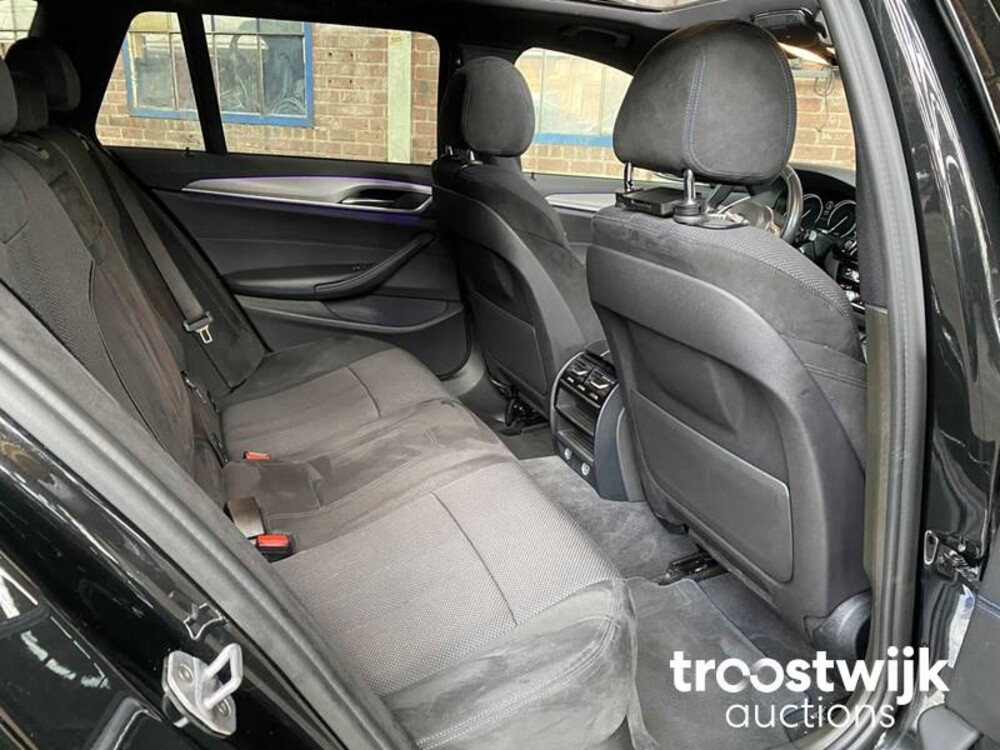 BMW 530d Touring M-Sport xDrive High Executive 5-serie Auto