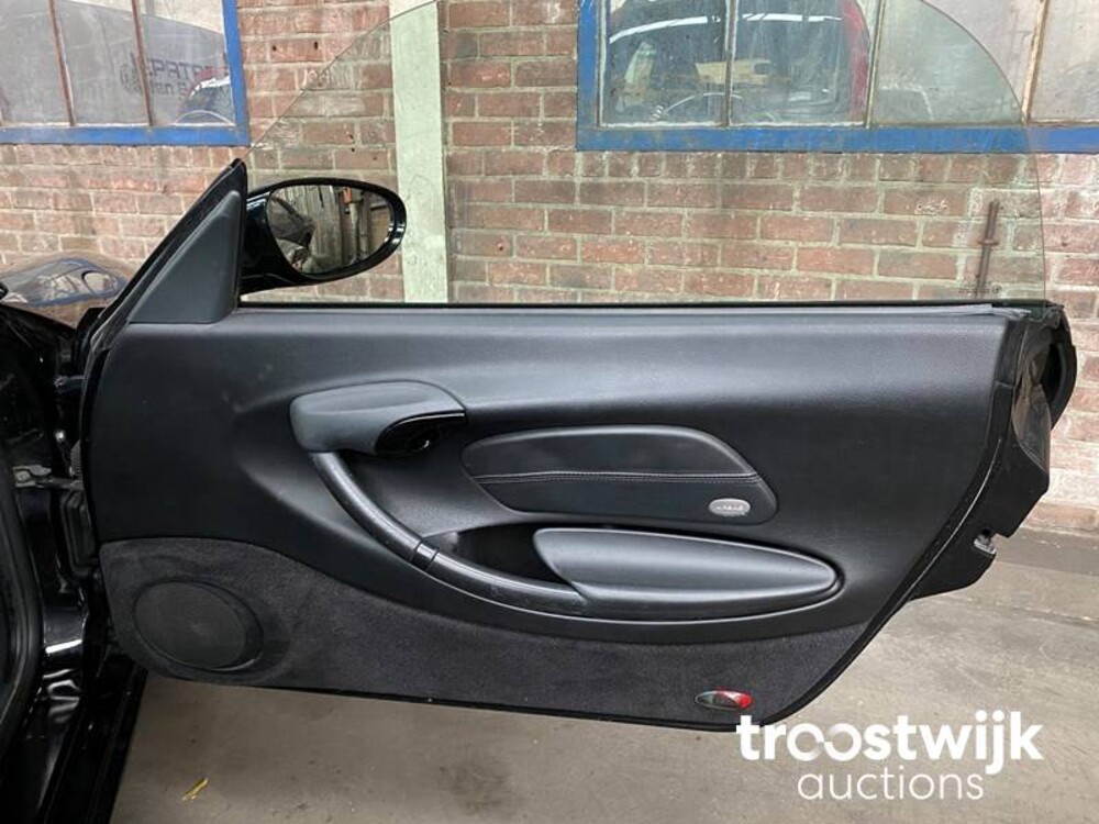 Porsche Boxster Auto