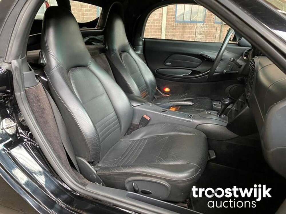 Porsche Boxster Auto