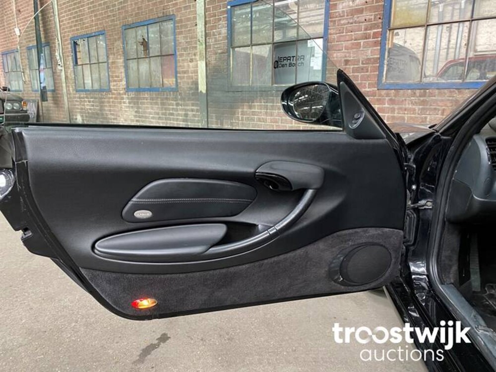 Porsche Boxster Auto