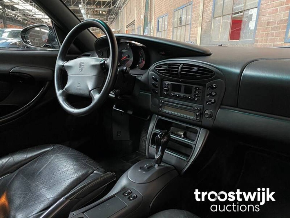 Porsche Boxster Auto