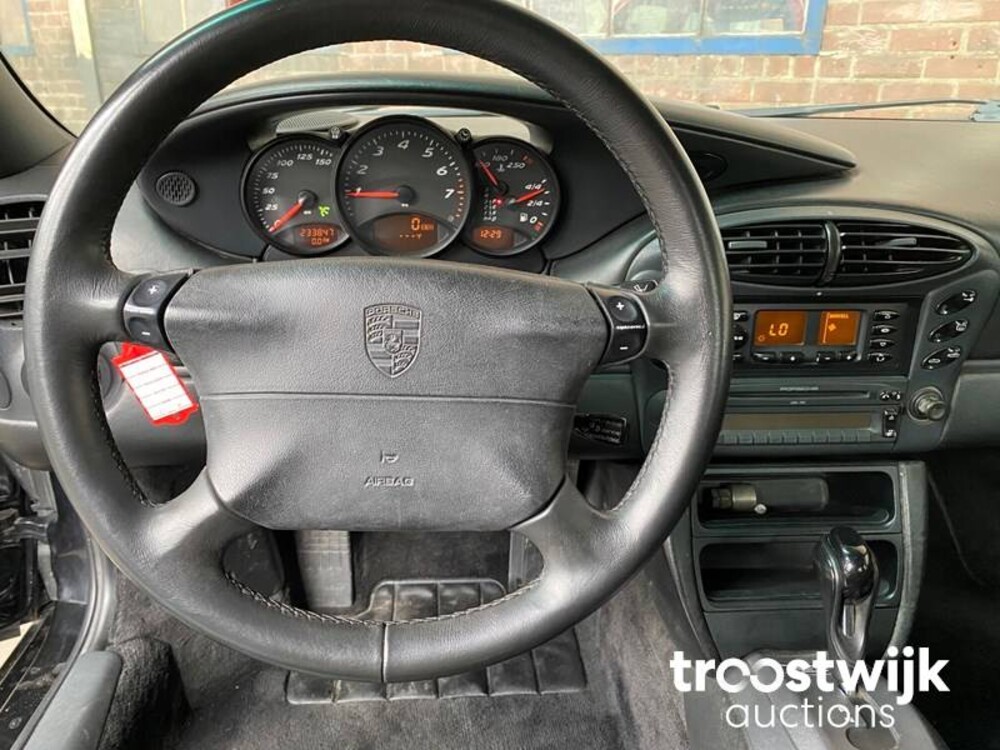 Porsche Boxster Auto