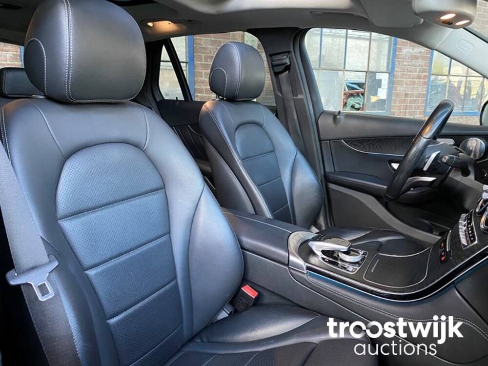 Mercedes-Benz GLC300 4Matic Auto