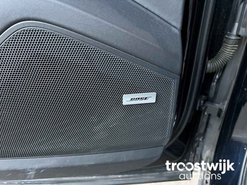 Porsche Cayenne E-Hybrid 3.0 V6 Auto