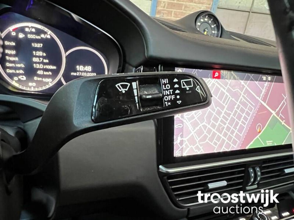 Porsche Cayenne E-Hybrid 3.0 V6 Auto