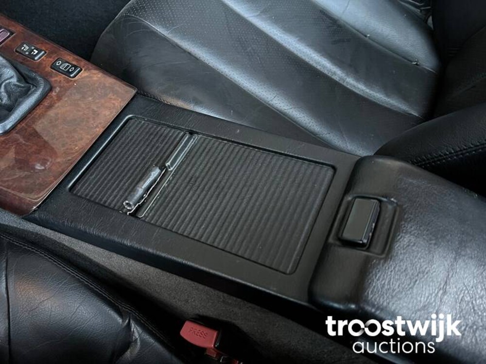 Mercedes-Benz SL280 W129 Auto