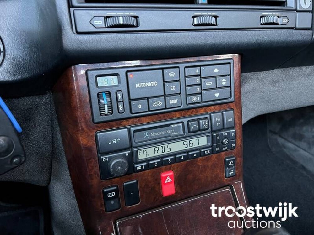 Mercedes-Benz SL280 W129 Auto