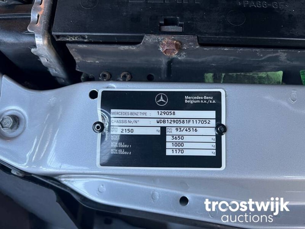 Mercedes-Benz SL280 W129 Auto