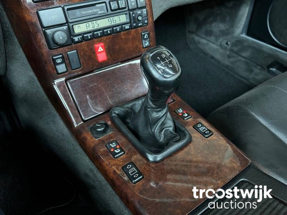 Mercedes-Benz SL280 W129 Auto