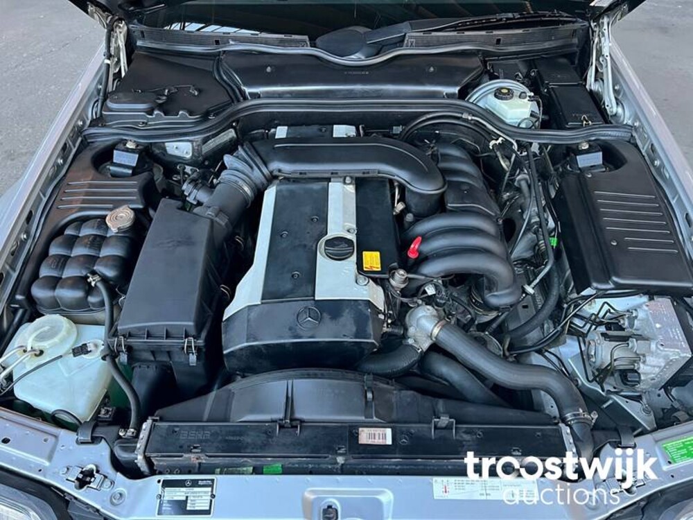 Mercedes-Benz SL280 W129 Auto