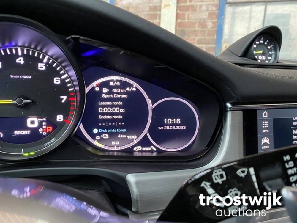 Porsche Panamera Sport Turismo 4 E-Hybrid 2.9 V6 SportChrono 462pk 2018 -Orig. NL-, RV-199-P