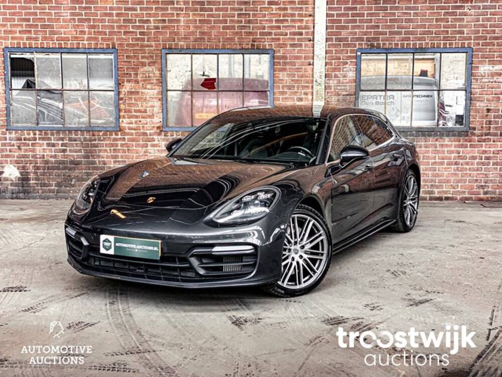 Porsche Panamera Sport Turismo 4 E-Hybrid 2.9 V6 SportChrono 462pk 2018 -Orig. NL-, RV-199-P
