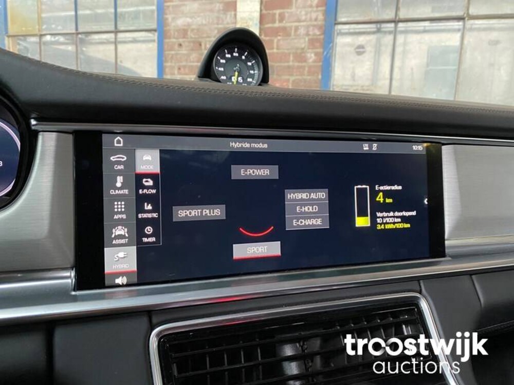 Porsche Panamera Sport Turismo 4 E-Hybrid 2.9 V6 SportChrono 462pk 2018 -Orig. NL-, RV-199-P