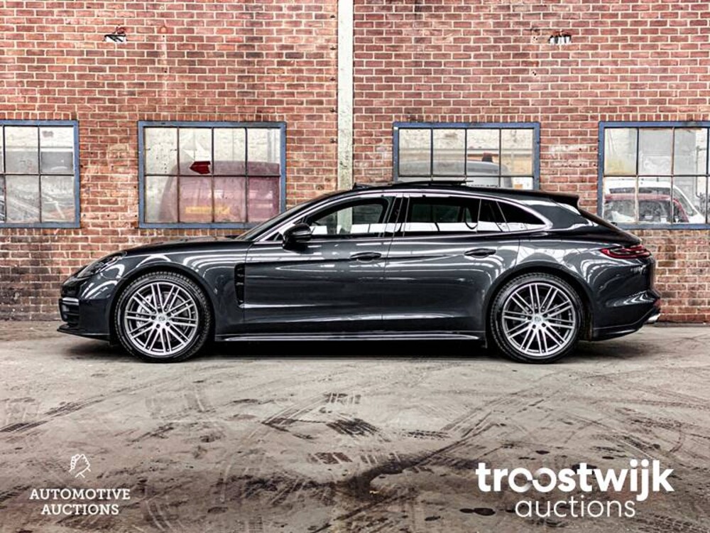 Porsche Panamera Sport Turismo 4 E-Hybrid 2.9 V6 SportChrono 462pk 2018 -Orig. NL-, RV-199-P