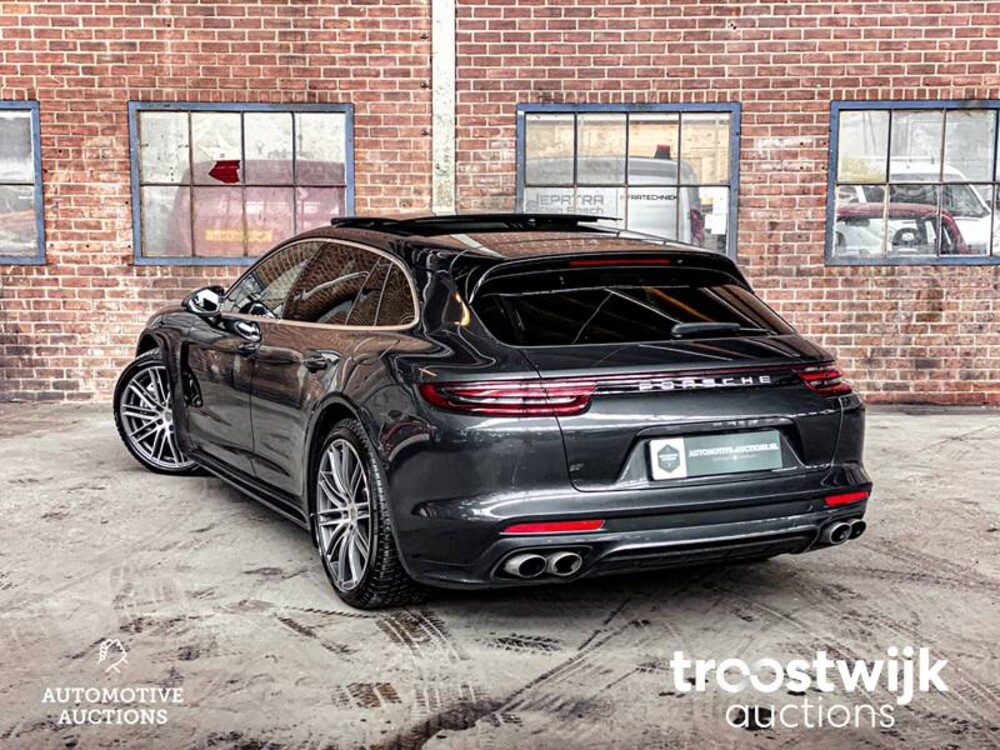 Porsche Panamera Sport Turismo 4 E-Hybrid 2.9 V6 SportChrono 462pk 2018 -Orig. NL-, RV-199-P