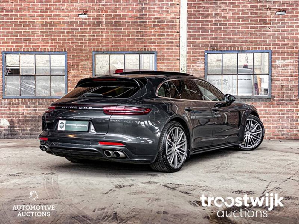 Porsche Panamera Sport Turismo 4 E-Hybrid 2.9 V6 SportChrono 462pk 2018 -Orig. NL-, RV-199-P