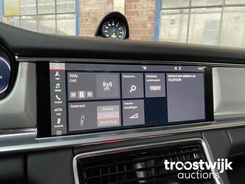 Porsche Panamera Sport Turismo 4 E-Hybrid 2.9 V6 SportChrono 462pk 2018 -Orig. NL-, RV-199-P