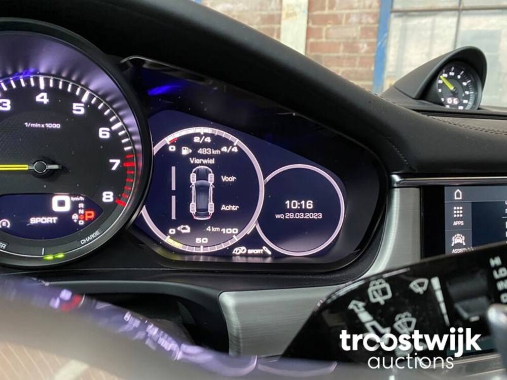 Porsche Panamera Sport Turismo 4 E-Hybrid 2.9 V6 SportChrono 462pk 2018 -Orig. NL-, RV-199-P