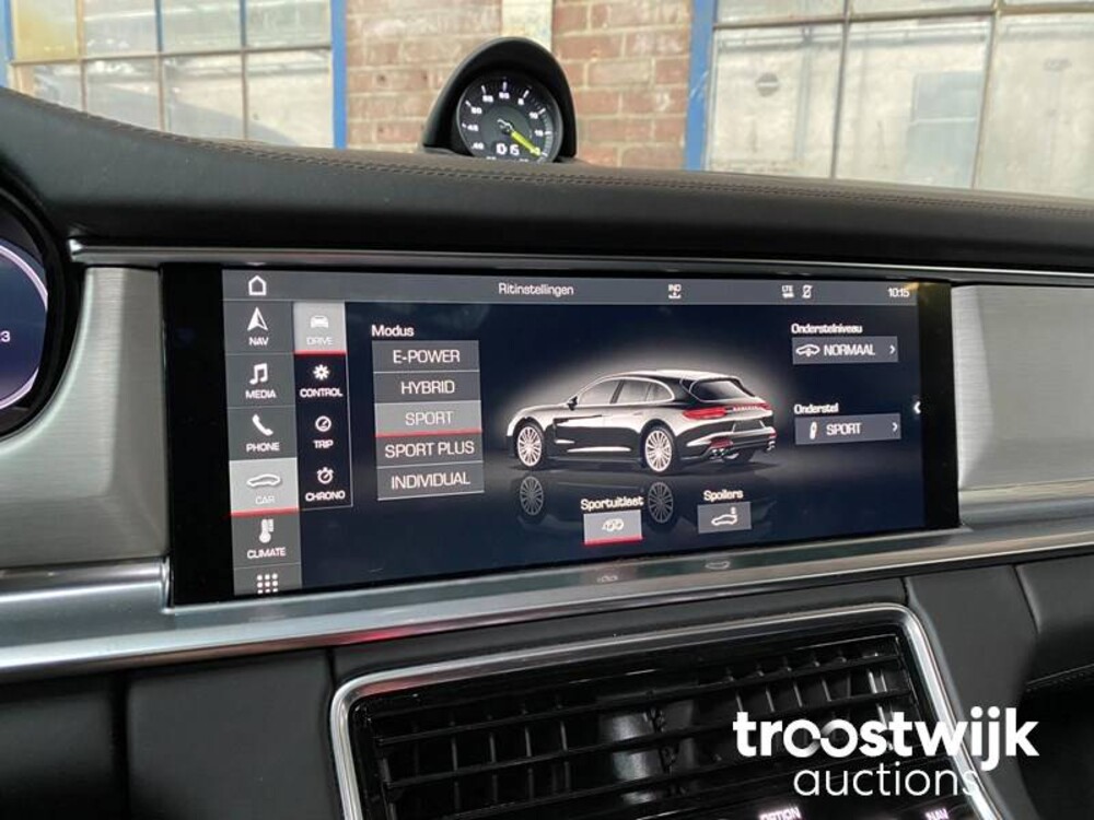 Porsche Panamera Sport Turismo 4 E-Hybrid 2.9 V6 SportChrono 462pk 2018 -Orig. NL-, RV-199-P