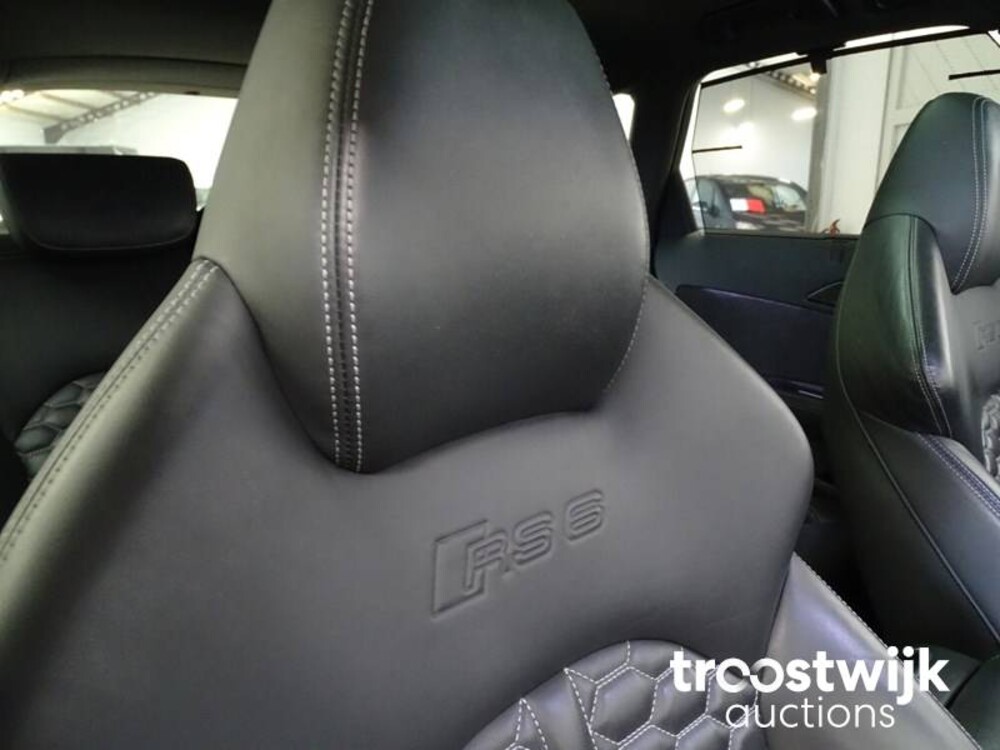 Audi RS6 Avant 4.0 TFSI Quattro Pro Line Plus Auto