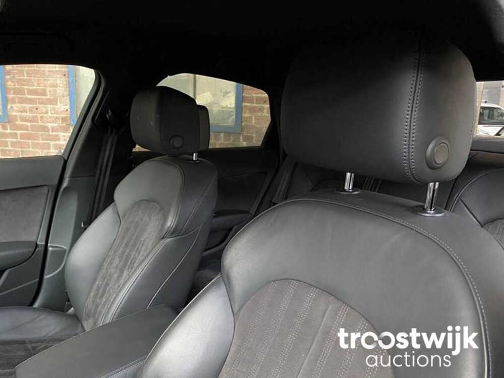 Audi A6 Limousine S-Line TDI Auto