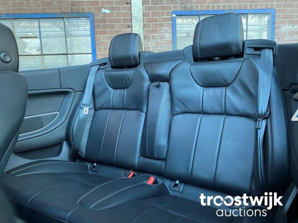 Land Rover Range Rover Evoque Convertible SD4 Car