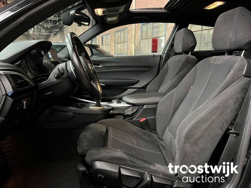 BMW M135i xDrive 1-serie 326pk 2015, J-245-DF