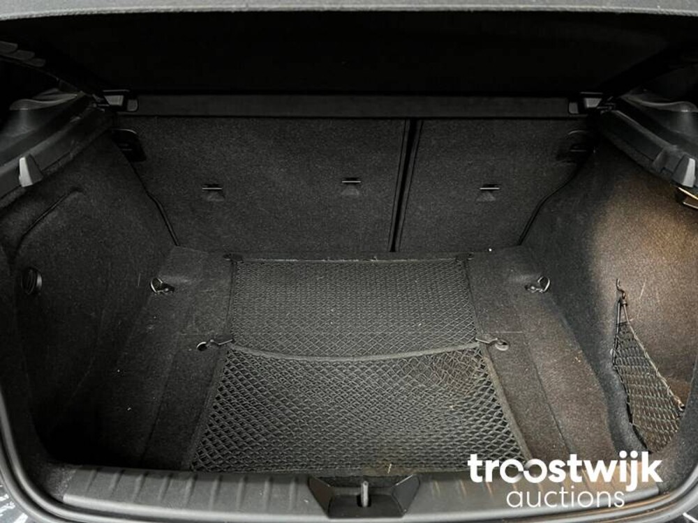 BMW M135i xDrive 1-serie 326pk 2015, J-245-DF