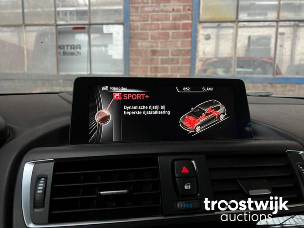 BMW M135i xDrive 1-serie 326pk 2015, J-245-DF