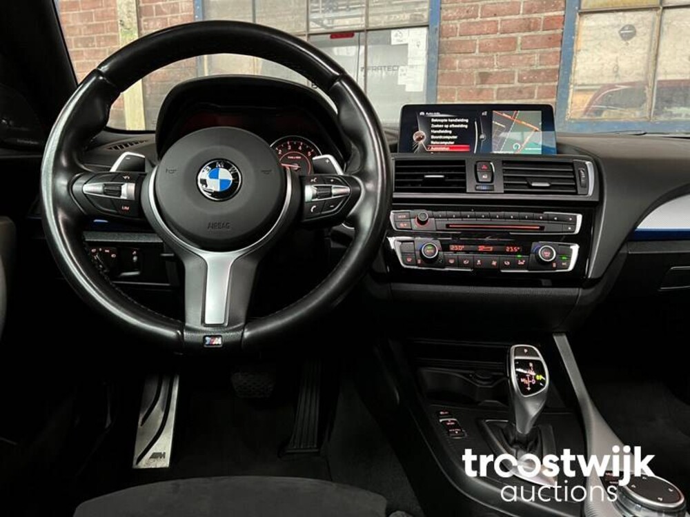 BMW M135i xDrive 1-serie 326pk 2015, J-245-DF